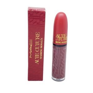 MAC Aute Cuture Starring Rosalia Retro Matte Liquid Lipcolor Spicy Pimienta